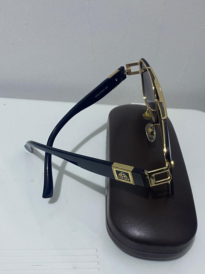 Mandoptique solaire1 - Vue B